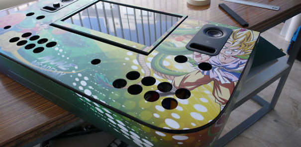 Cómo Decorar Una Consola De Videojuegos Con Vinilo Adhesivo