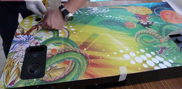 Cómo Decorar Una Consola De Videojuegos Con Vinilo Adhesivo