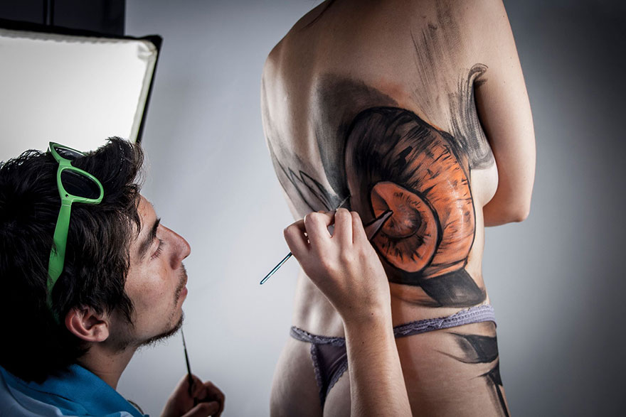 mujer-despedazandose-body-painting-jeampiere-dinamarca-poque (2)