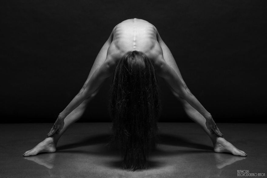 retratos-desnudos-femeninos-blanco-negro-bodyscapes-anton-belovodchenko (14)