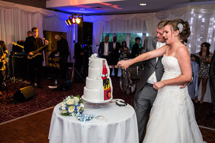 tarta-bodas-doble-clasica-superheroes-tier-by-tier (3)