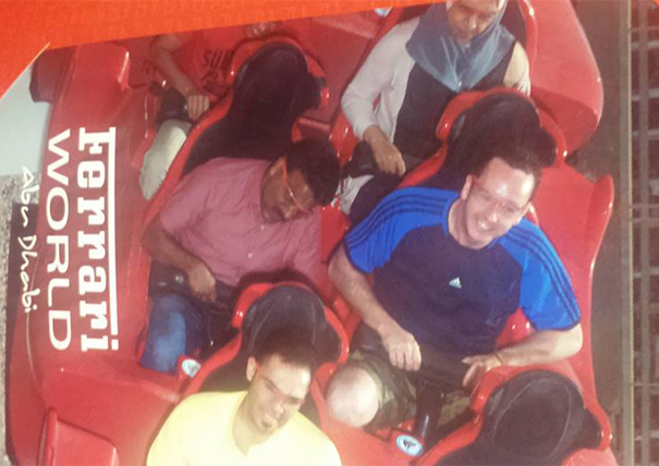 taxista-primera-vez-parque-tematico-liam-murphy (1)
