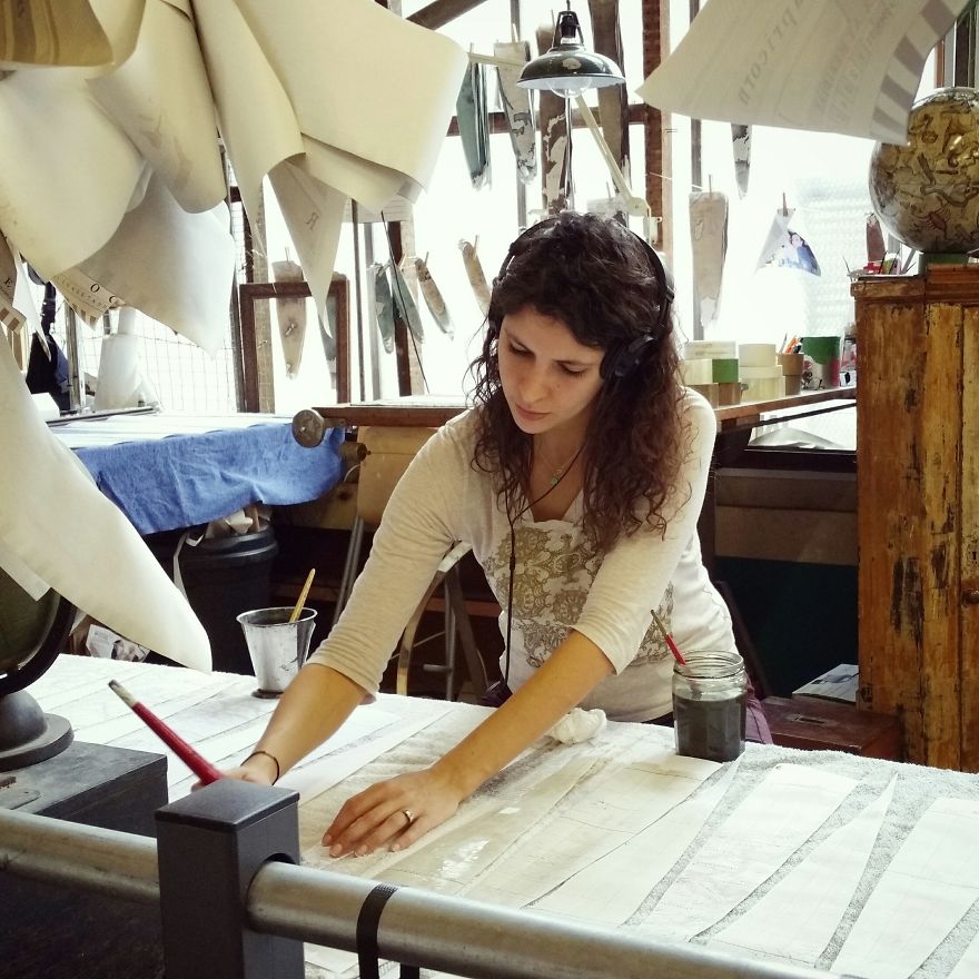 ultimo-fabricante-globos-terraqueos-artesanos-bellerby-globemakers (11)