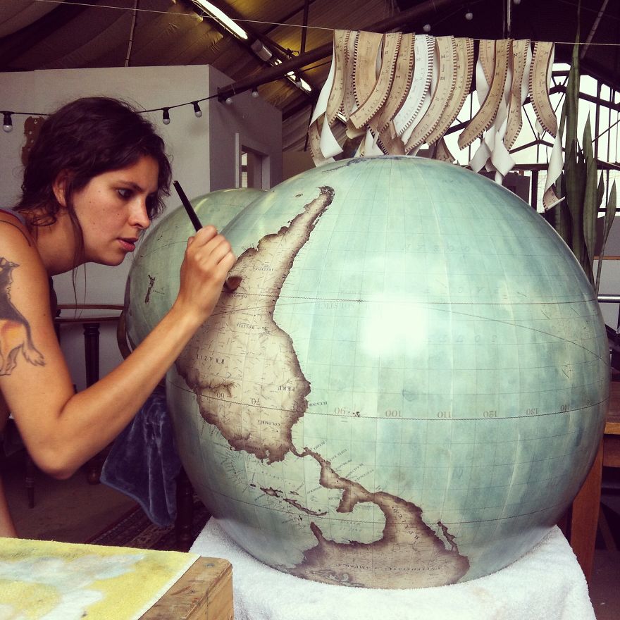 ultimo-fabricante-globos-terraqueos-artesanos-bellerby-globemakers (14)
