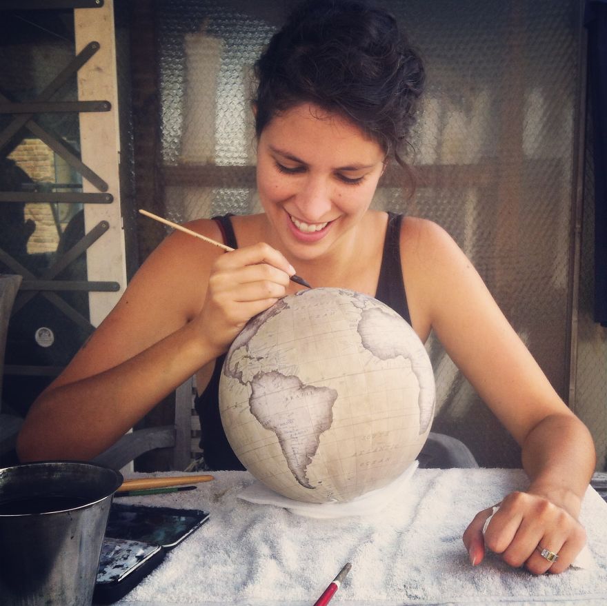 ultimo-fabricante-globos-terraqueos-artesanos-bellerby-globemakers (17)