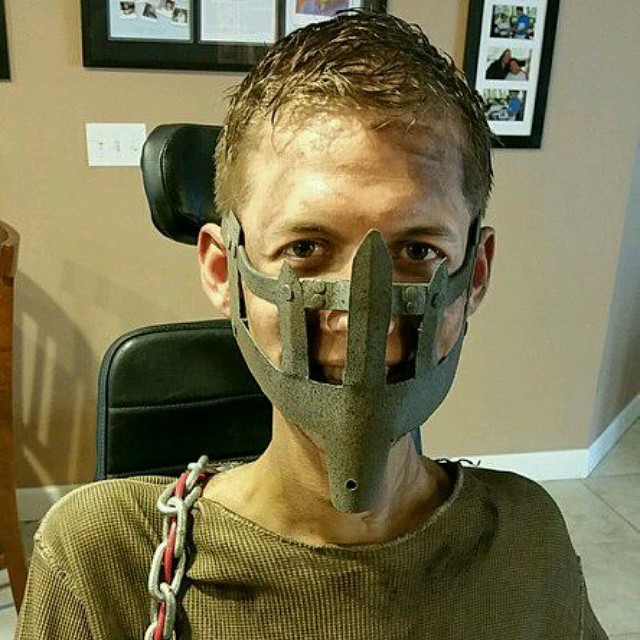 cosplay-mad-max-silla-ruedas-ben-carpenter (8)