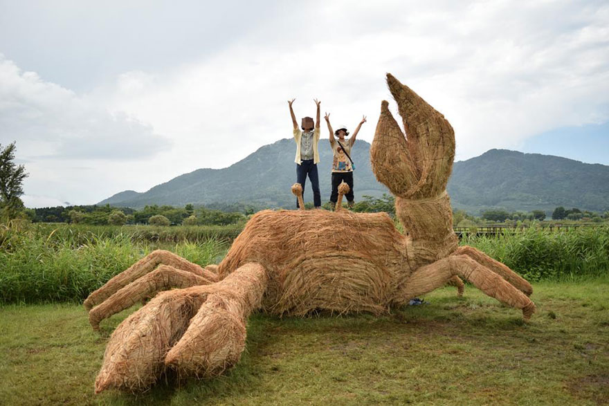 esculturas-paja-festival-wara-niigata-japon (10)