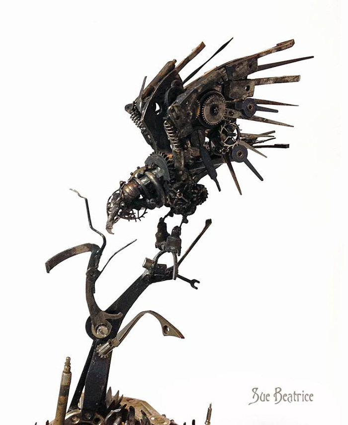 esculturas-steampunk-piezas-relojes-recicladas-susan-beatrice (14)