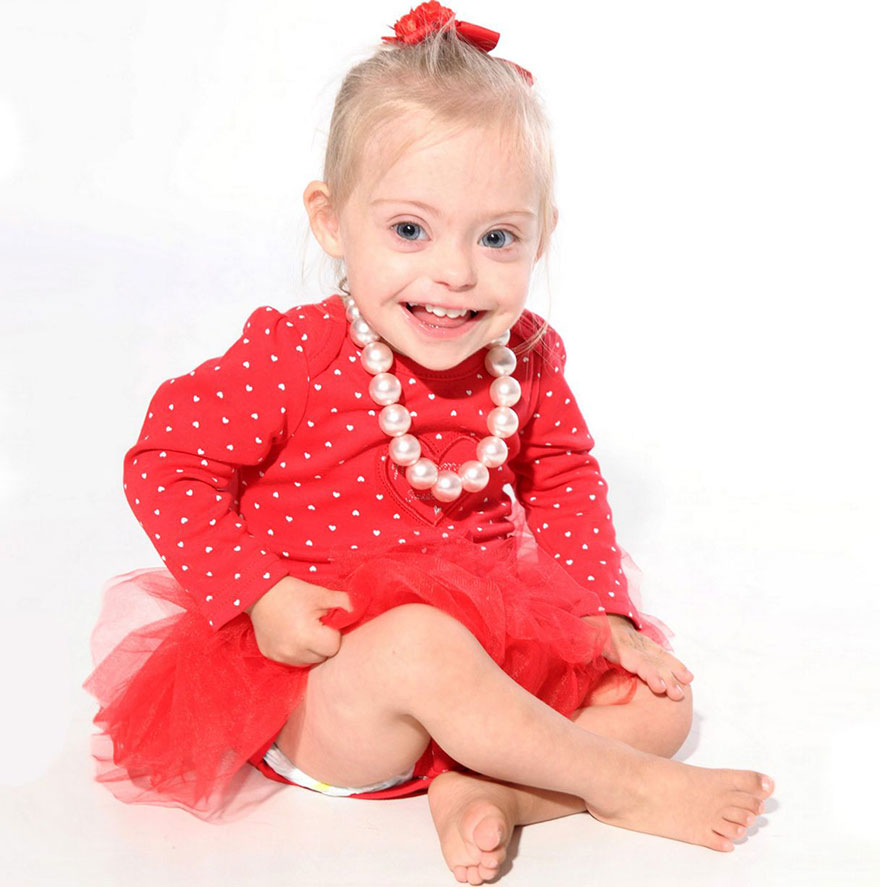 nina-sindrome-down-modelo-sonrisa-connie-rose-seabourne (3)
