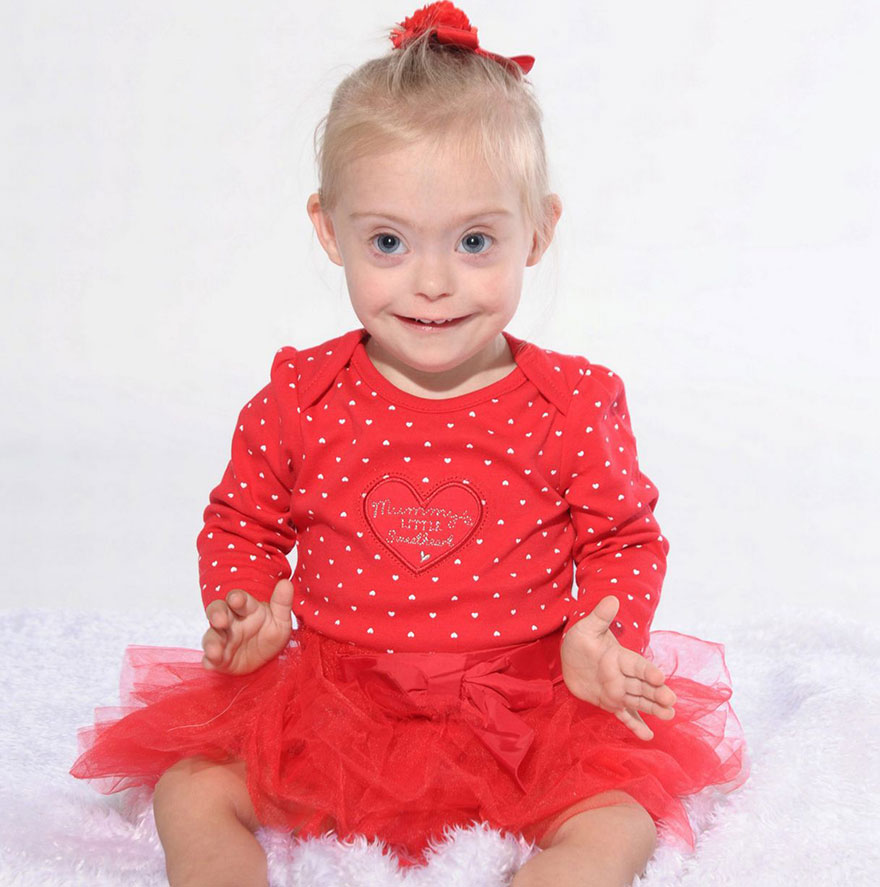 nina-sindrome-down-modelo-sonrisa-connie-rose-seabourne (4)