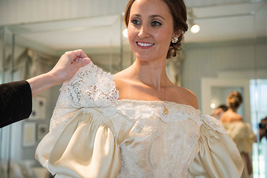 vestido-boda-120-anos-herencia-familiar-11-novia-abigail-kingston (9)