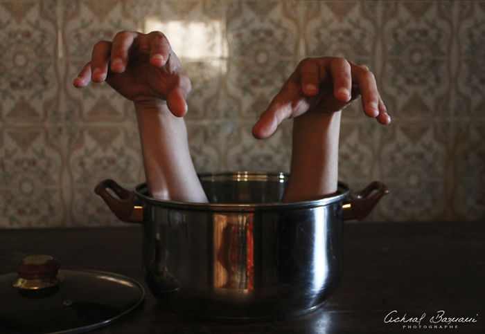 Manos Surrealistas Por Achraf Baznani