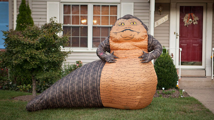 adorno-hinchable-cesped-jabba-hutt-think-geek