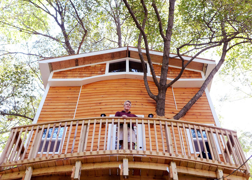 casa-arbol-3-pisos-abuelo-jay-hewitt (3)