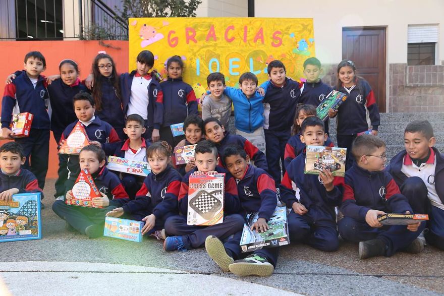 Un Niño Decidió Donar Todos Sus Regalos De Cumpleaños