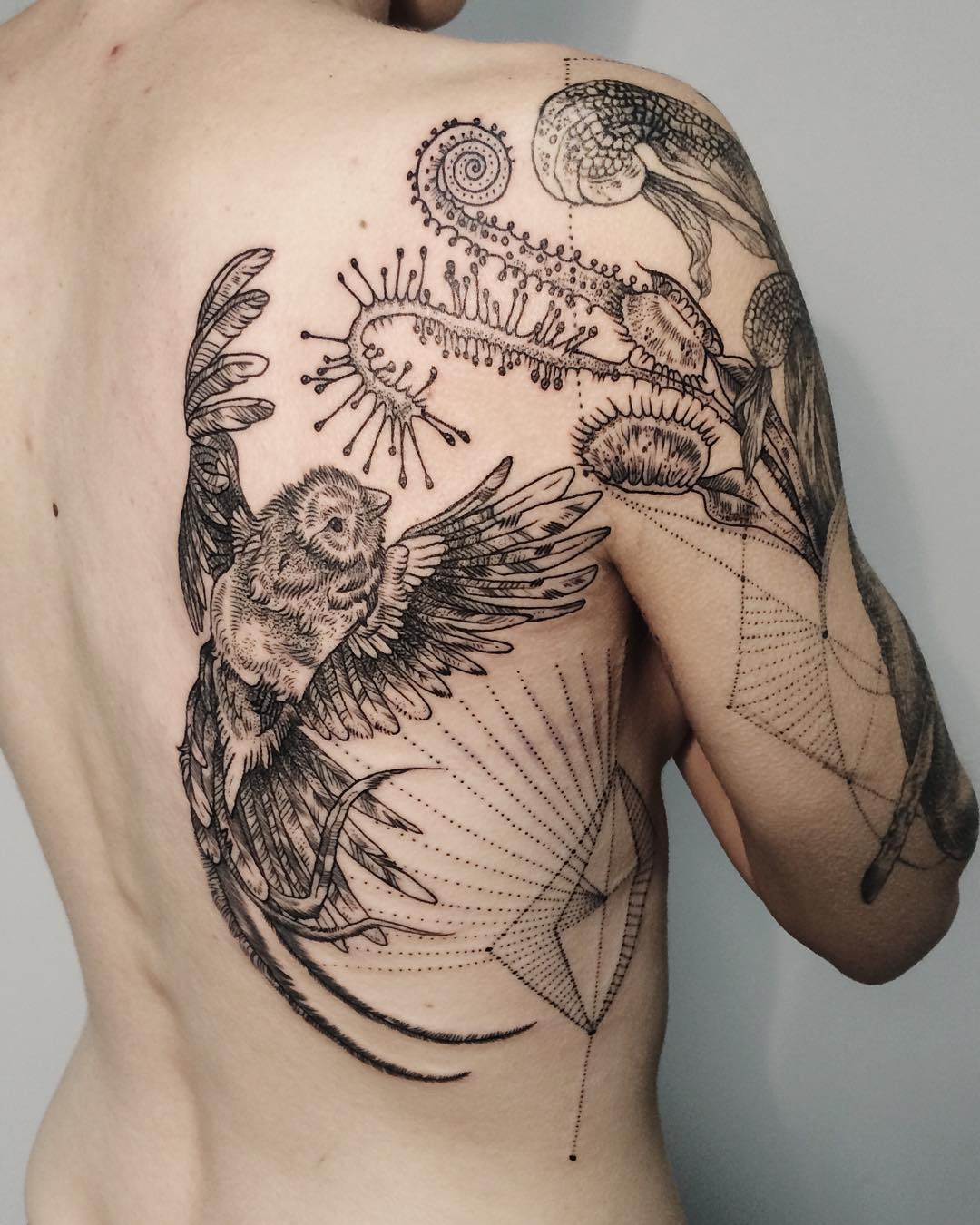 tatuajes-flora-fauna-monocromos-pony-reinhardt (4)