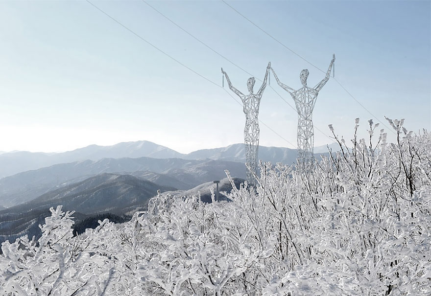 torres-electricas-gigantes-humanos-choi-shine-islandia (3)