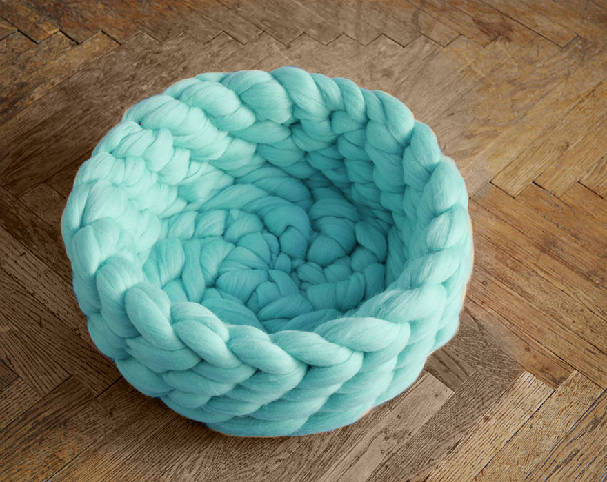 camas-mascotas-tejido-gigante-anna-mo (2)