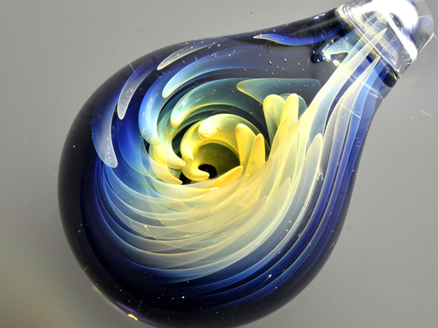 colgantes-cristal-galaxias-planetas-dentro-satoshi-tomizu (11)