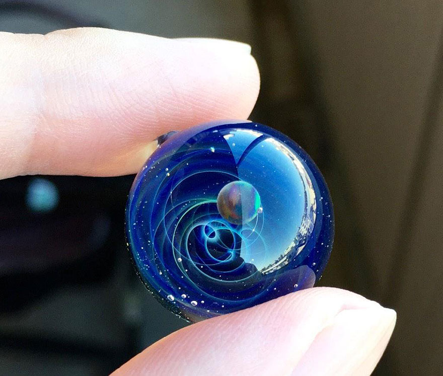 colgantes-cristal-galaxias-planetas-dentro-satoshi-tomizu (6)