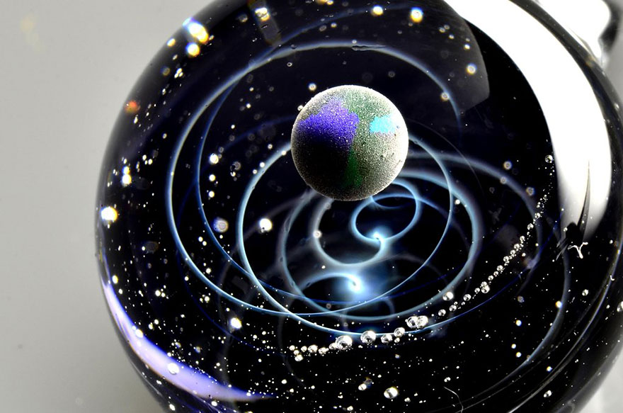 colgantes-cristal-galaxias-planetas-dentro-satoshi-tomizu (8)