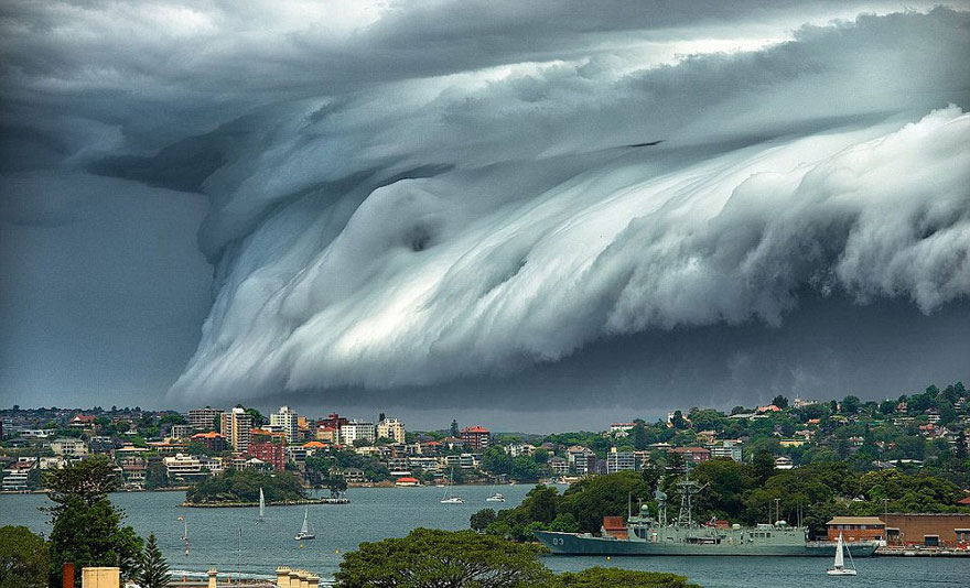 enorme-tsunami-nubes-sydney-australia (3)