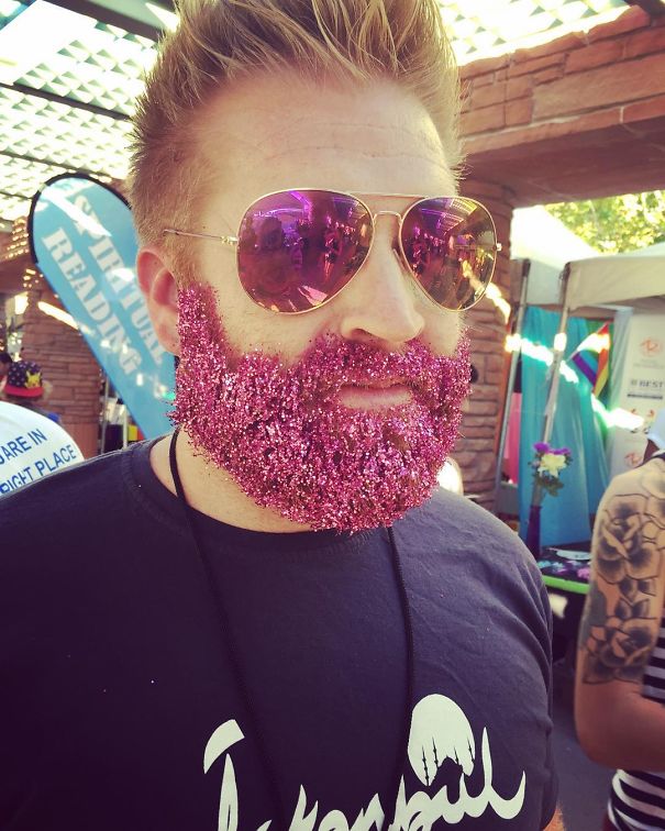 moda-purpurina-barba (1)