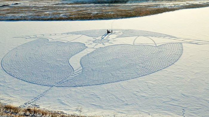 mural-dragon-nieve-siberia-simon-beck-drakony (4)