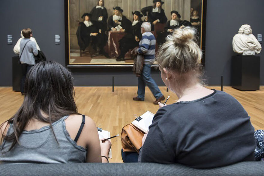 visitantes-museo-dibujos-obras-rijksmuseum-amsterdam (9)