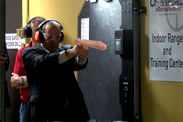 armas-cambiadas-consoladores-politicos-republicanos-americanos-matt-haughey (13)