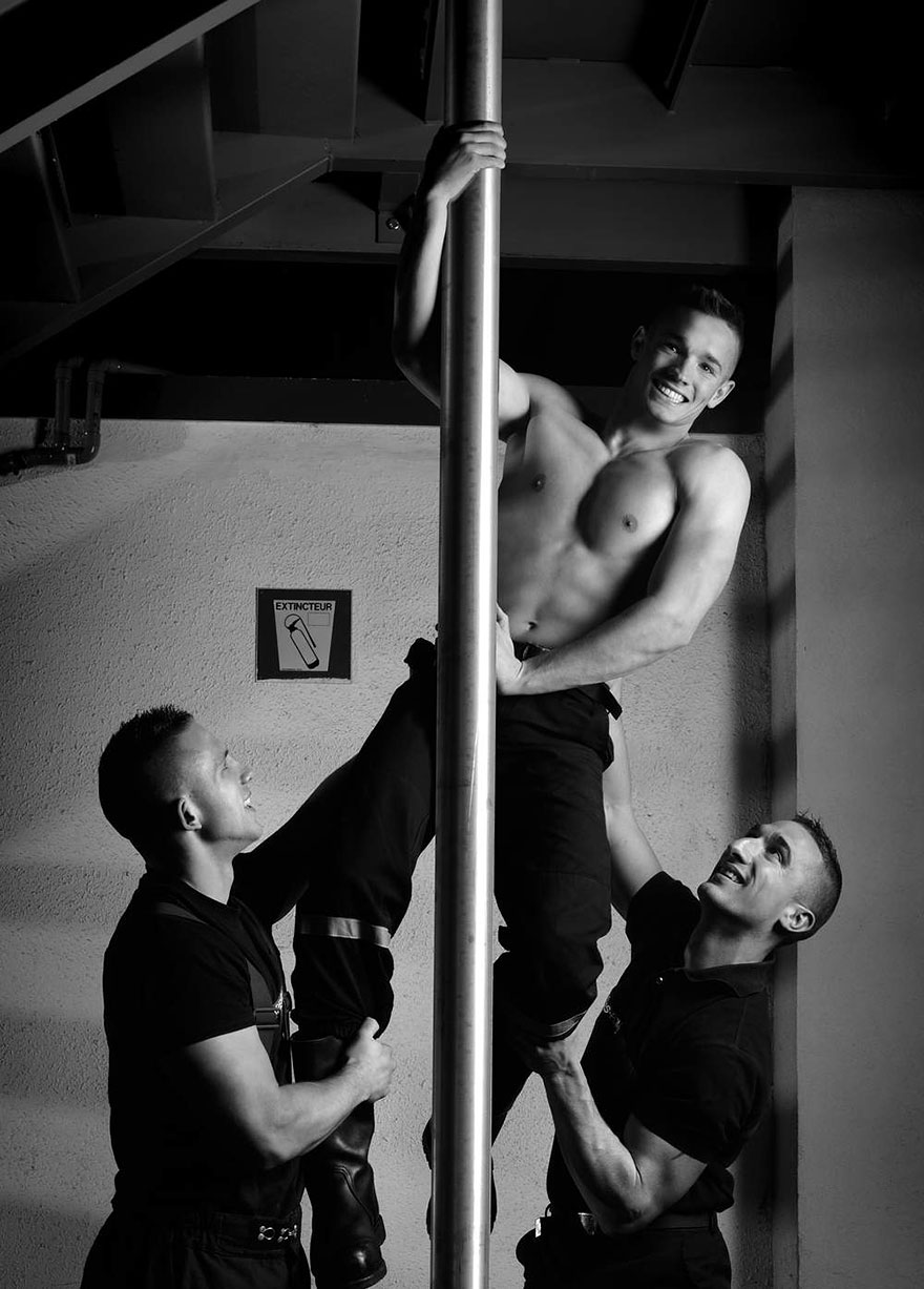 calendario-benefico-2016-bomberos-franceses-fred-goudon (9)