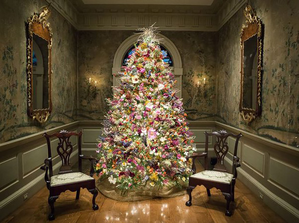 ideas-decoracion-arbol-navidad-flores (6)