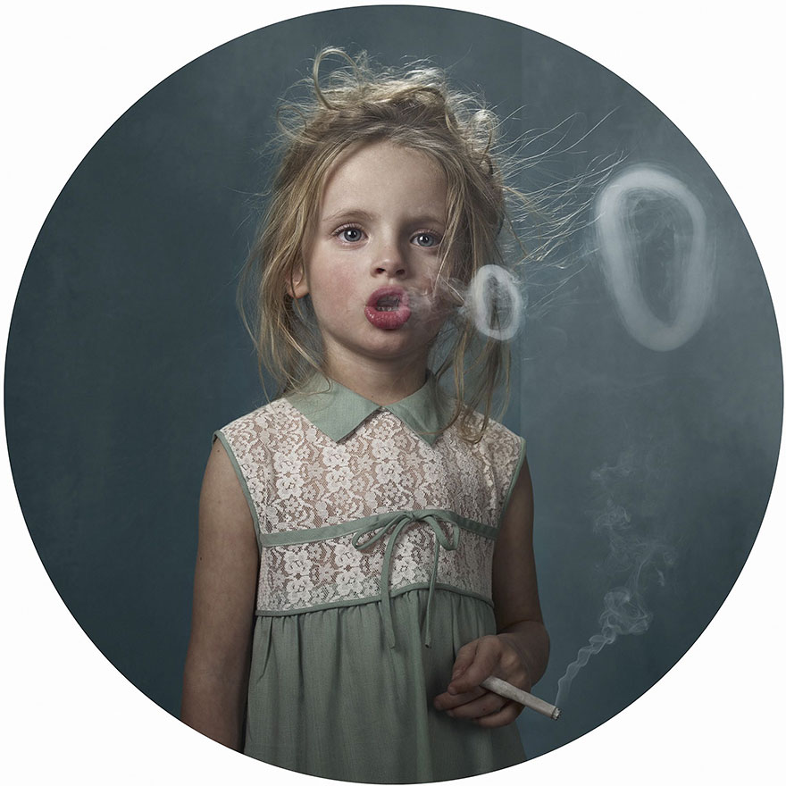 ninos-fumando-frieke-janssens (10)