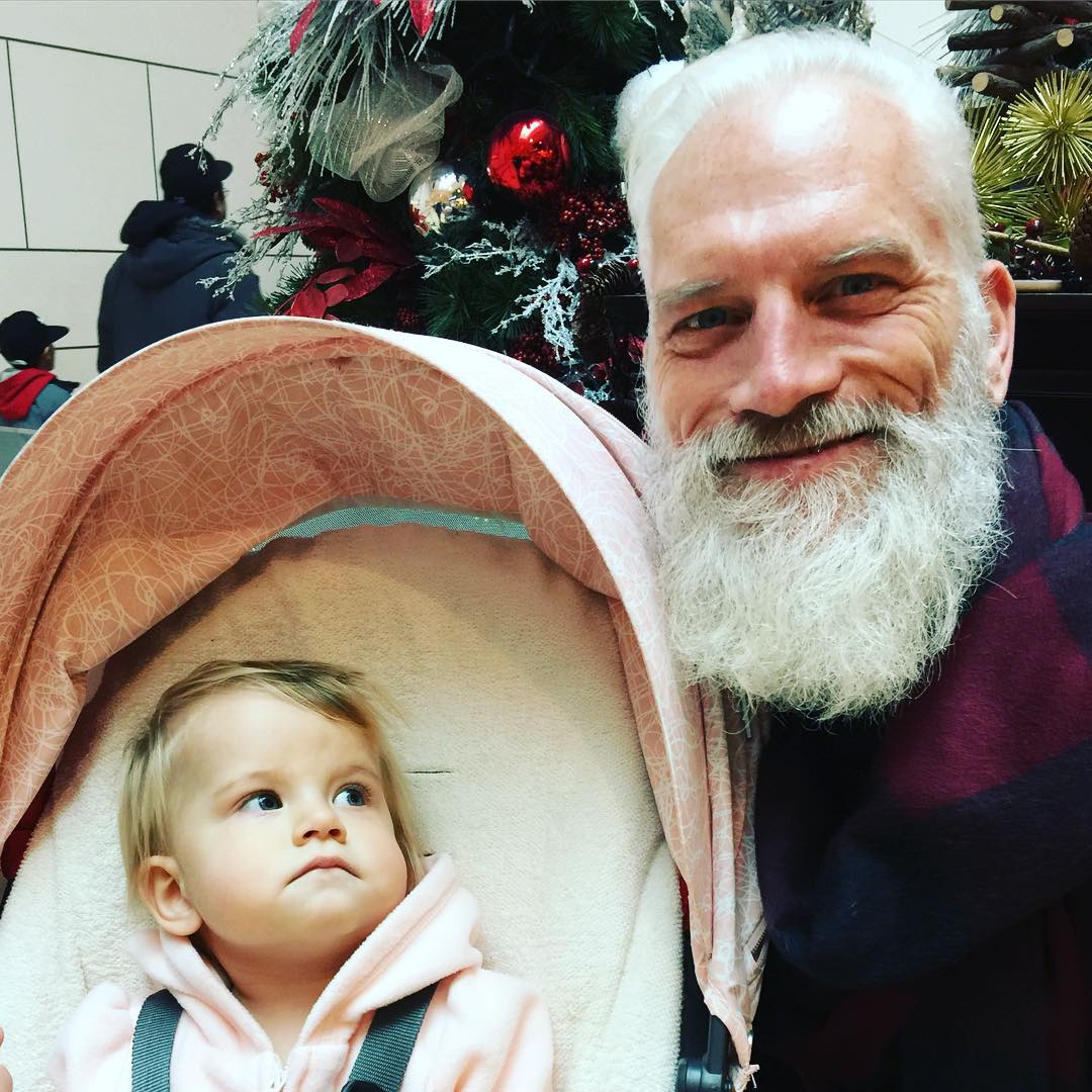 papa-noel-moda-paul-mason-yorkdale (4)