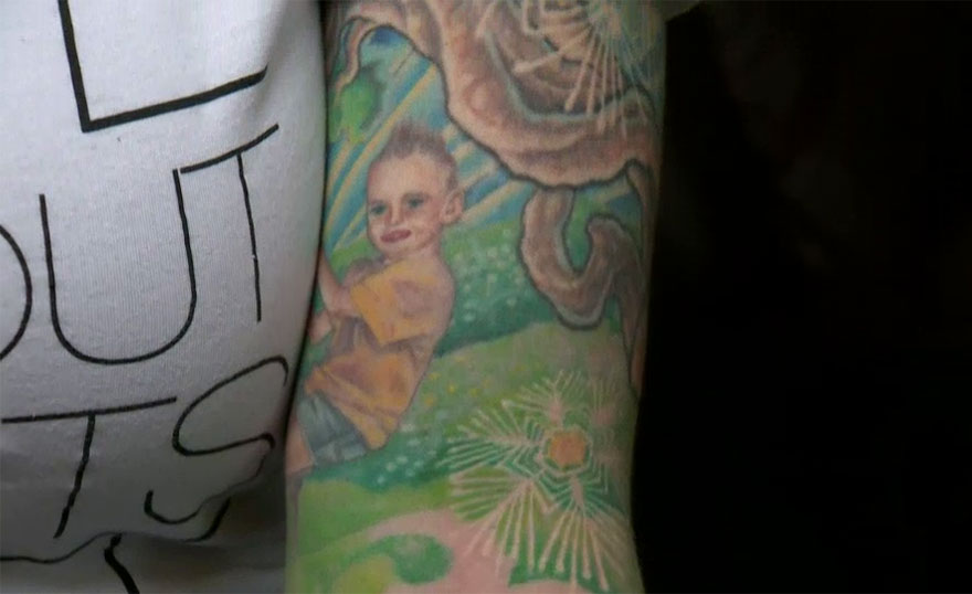 tatuaje-actualizado-hijo-transexual-familia-peace (3)