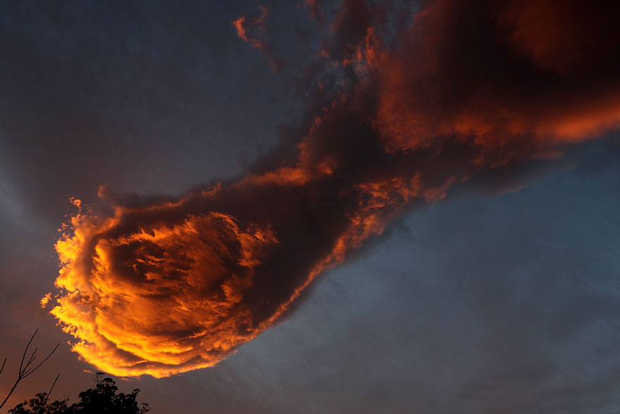 formacion-curiosa-nubes-mano-dios-portugal (2)