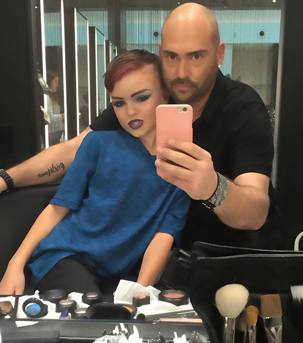 leccion-maquillaje-nino-ethan-wilwert (4)