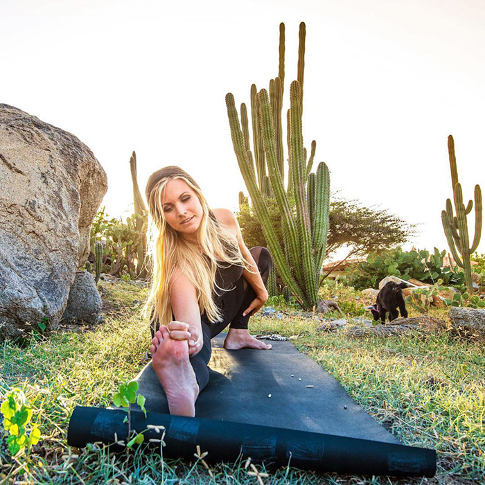cabra-penny-yoga-rachel-brathen (1)