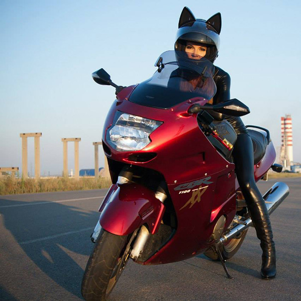 cascos-gato-orejas-neko-nitrinos-motostudio (7)