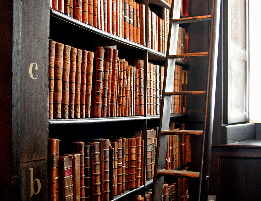 biblioteca-trinity-college-dublin (1)