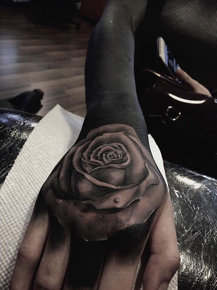 tatuajes-cubiertos-negro-chester-lee-singapur (5)