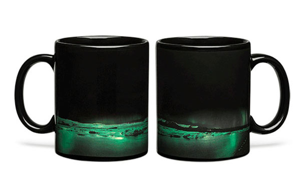 taza-aurora-boreal-termosensible-thinkgeek (1)