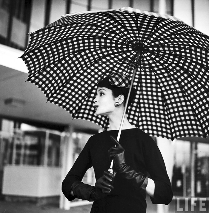 fotos-moda-femenina-vintage-blanco-negro-nina-leen (1)