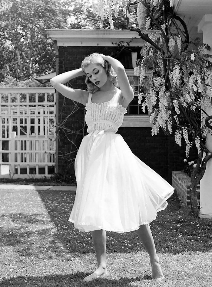 fotos-moda-femenina-vintage-blanco-negro-nina-leen (17)