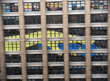 guerra-postits-edificios-oficinas-nueva-york (1)