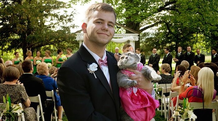pareja-graduacion-ruby-gato-sam-steingard (1)