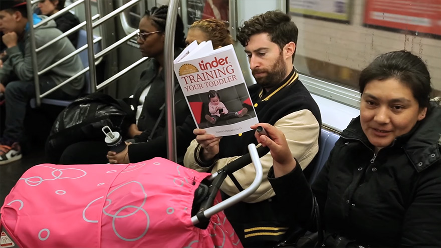 portadas-falsas-libros-metro-scott-rogowsky (7)