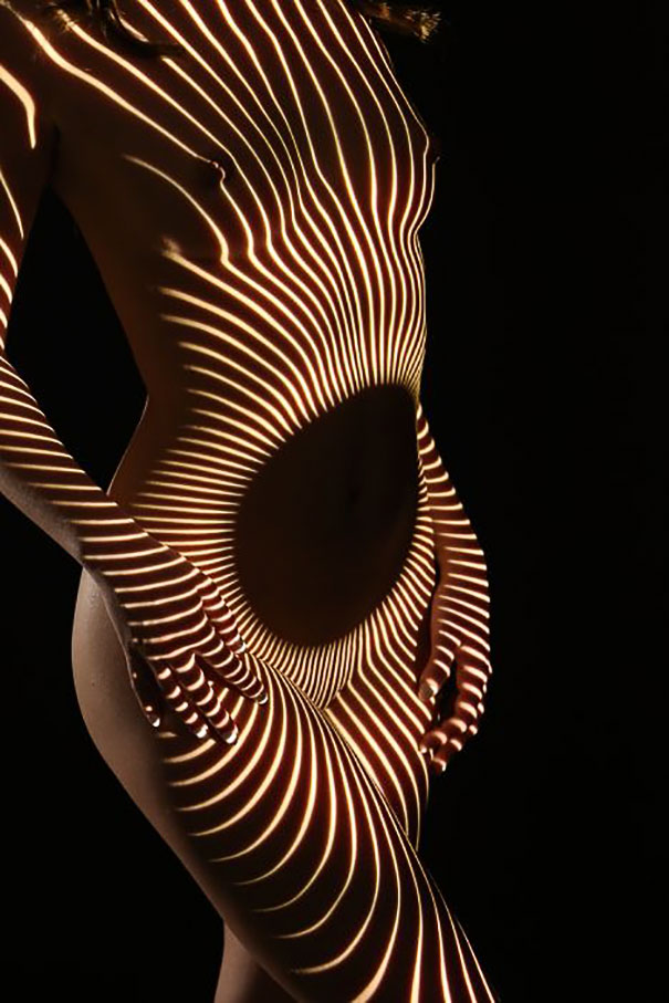 retratos-mujeres-desnudas-luz-colores-dani-olivier (10)