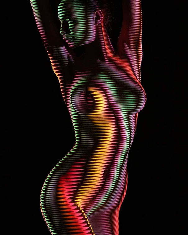 retratos-mujeres-desnudas-luz-colores-dani-olivier (12)