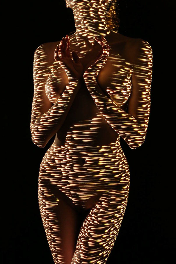 retratos-mujeres-desnudas-luz-colores-dani-olivier (18)